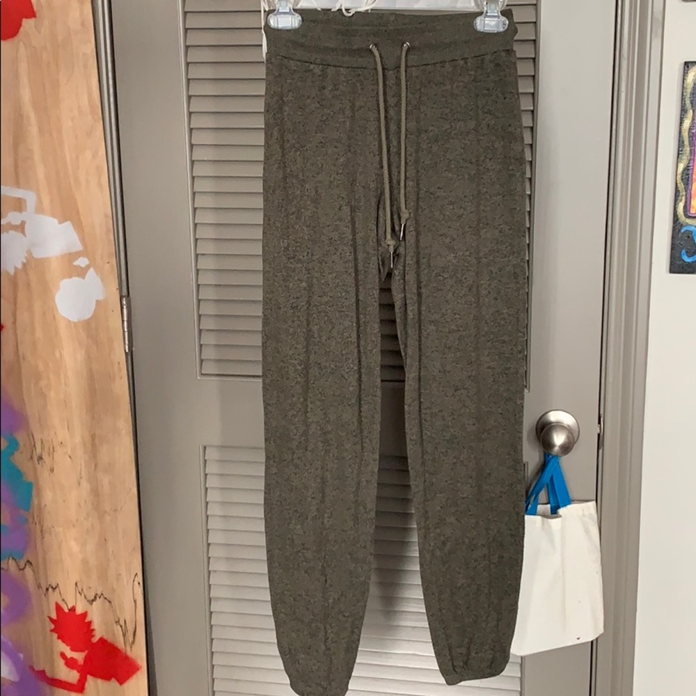 Urban Outfitters Thin Sweatpants